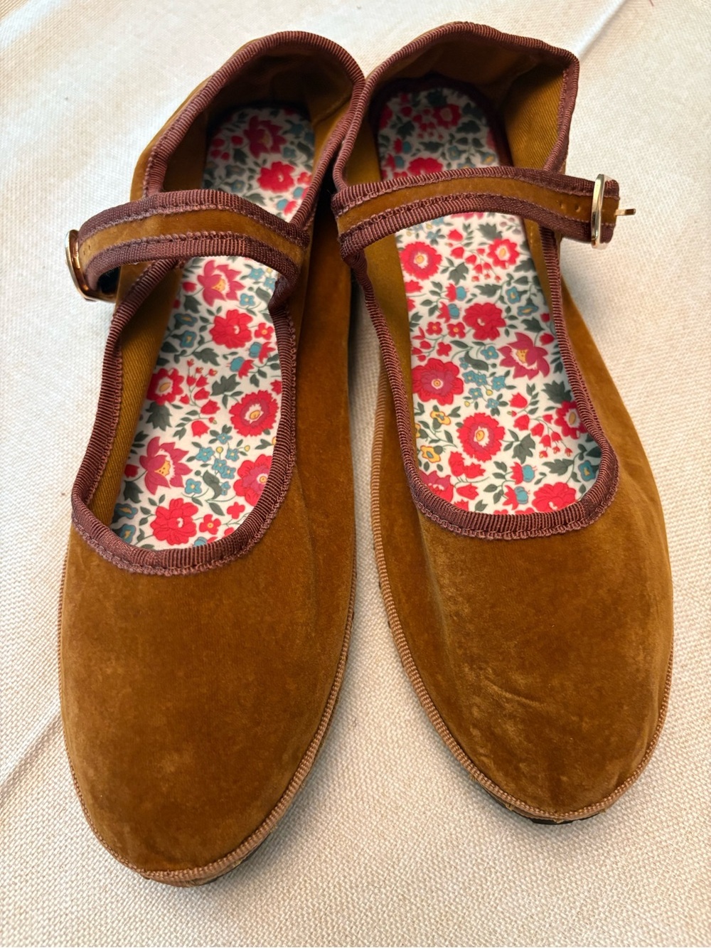 Women's Mary Jane Velvet Flats - Burnt Orange Brown NWOT - Picture 2 of 6